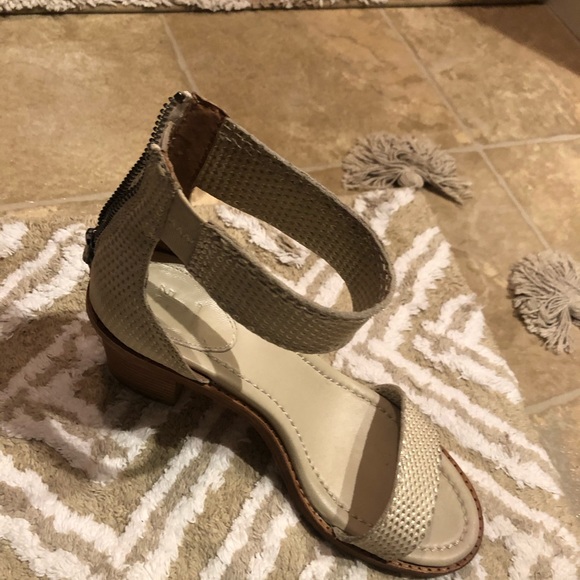 Frye heels - Picture 4 of 5